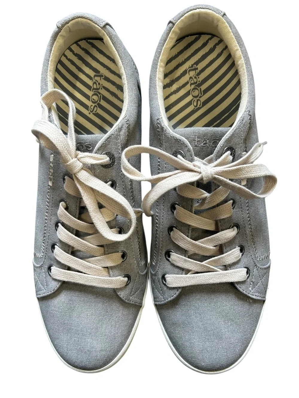 Taos Women Star Gray Canvas Fashion Sneaker Size 12
